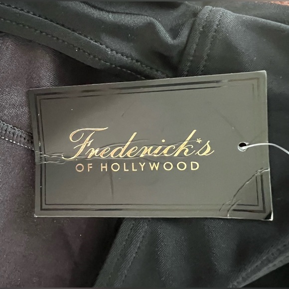 NWT Frederick’s of Hollywood Pinup Bathing Suit Bondi Heat Black & White SZ L - Picture 4 of 4